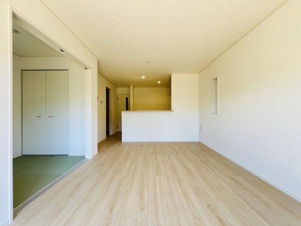 碧南市福清水町４丁目　１号棟