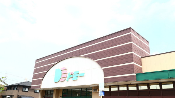 碧南市善明町１丁目２号棟(ドミー大浜店)