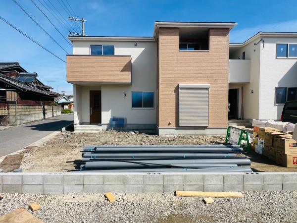 西尾第77巨海町　1号棟