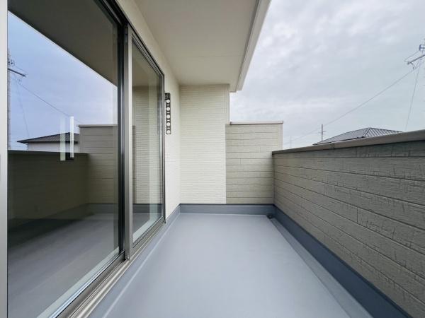 西尾第77巨海町　2号棟