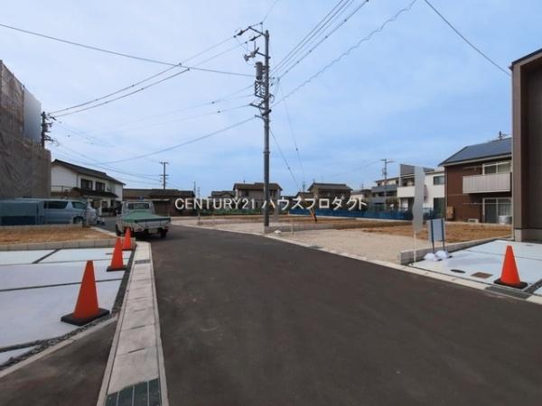 西尾市中畑町宮東22番　D号棟