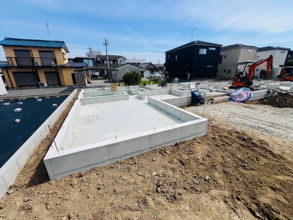 西尾市一色町松木島中切 第3 2号棟