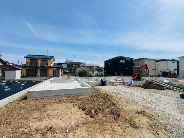 西尾市一色町松木島中切　第3　2号棟