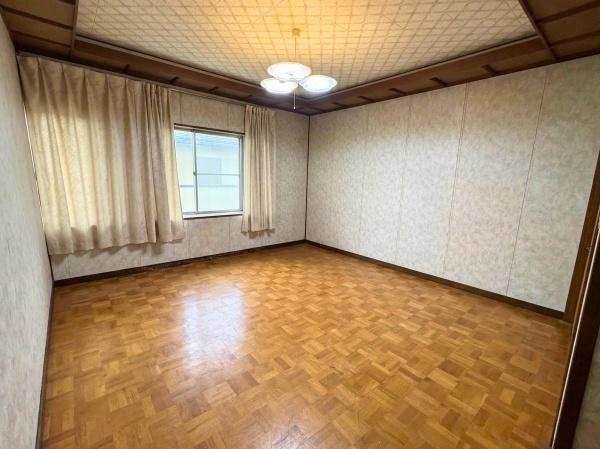 碧南市松本町の中古一戸建て