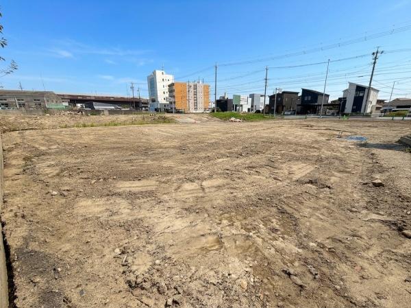 高浜市芳川町