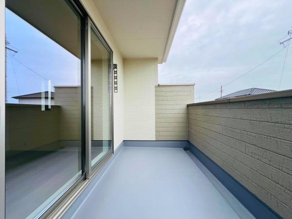 西尾第77巨海町　2号棟