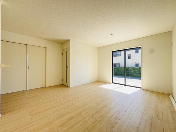 西尾市平口町　第1　1号棟