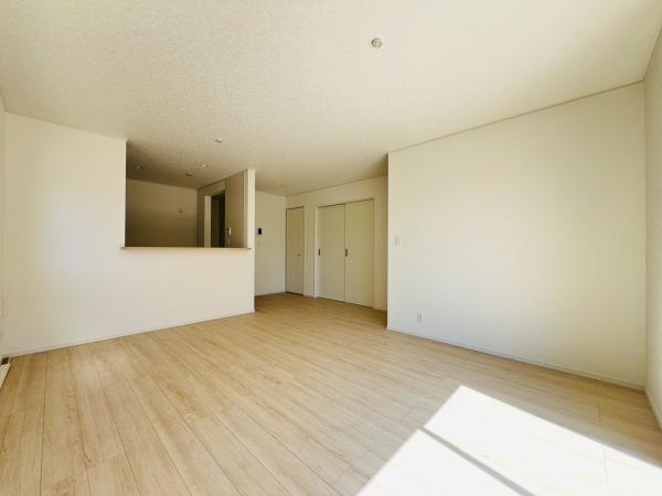 西尾市平口町　第1　1号棟
