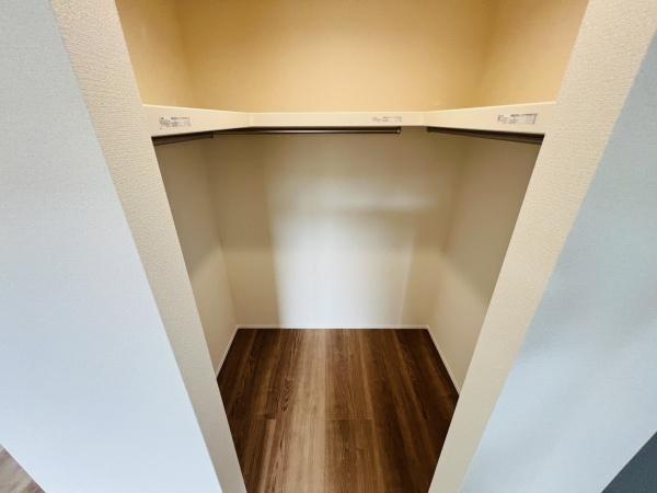 碧南市神有町１丁目　５号棟