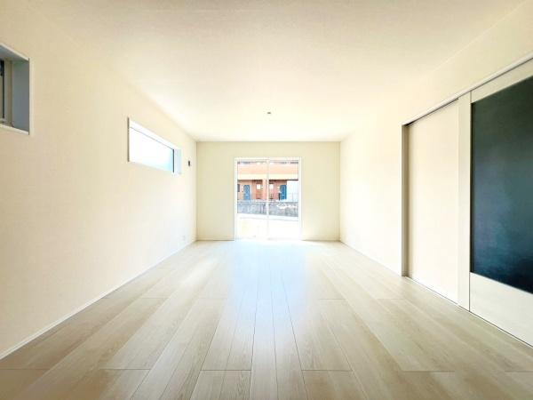碧南市神有町１丁目　６号棟