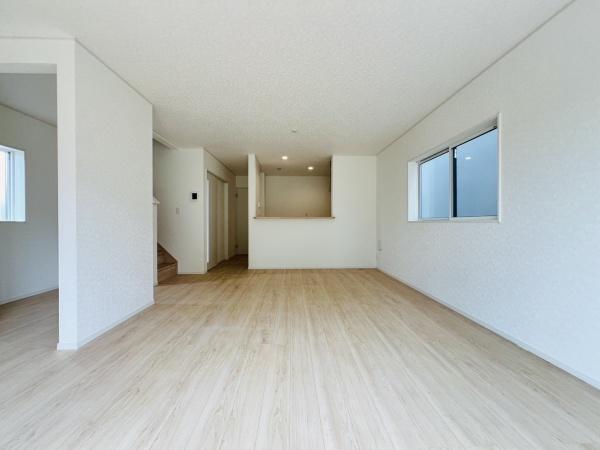 碧南市浜田町　第1　1号棟