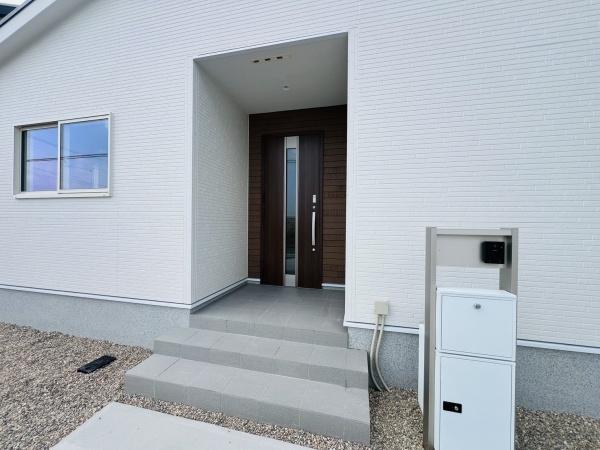 西尾一色町千間　第1期　2号棟
