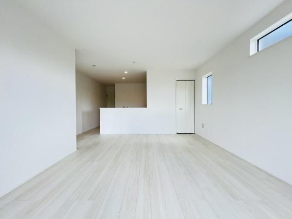 西尾一色町千間　第1期　2号棟