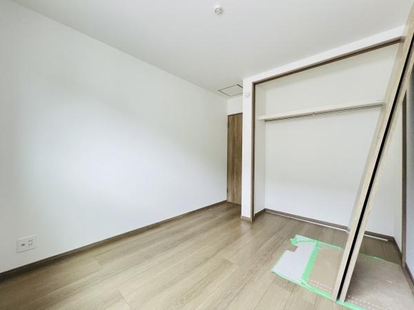 西尾市中畑町宮東22番　A号棟