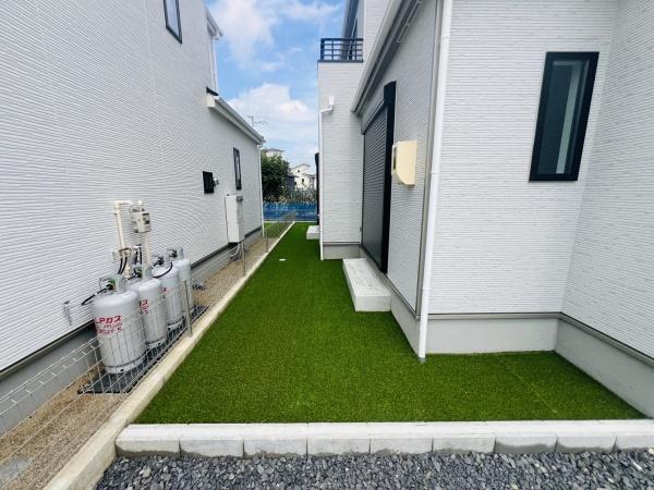 西尾市中畑町宮東22番　C号棟