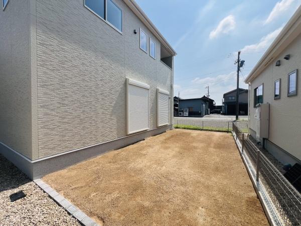 西尾市一色町一色　1期　1号棟