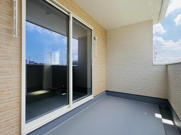 碧南市笹山町3丁目　2号棟