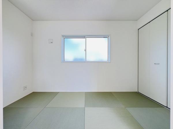 西尾市一色町一色　第27　5号棟