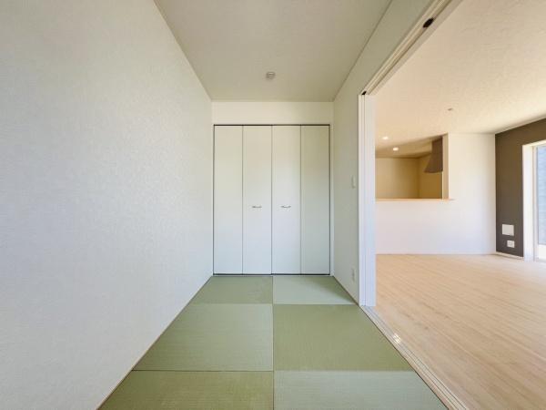 西尾市一色町野田　第4　2号棟