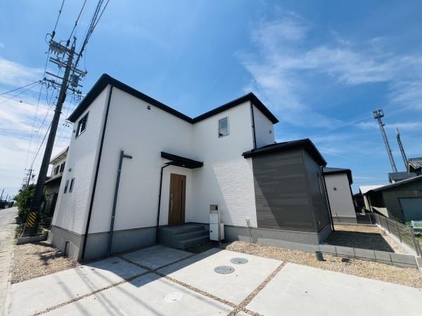 西尾市一色町生田　01期　1号棟