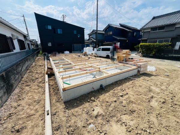 西尾市巨海町01期　2号棟