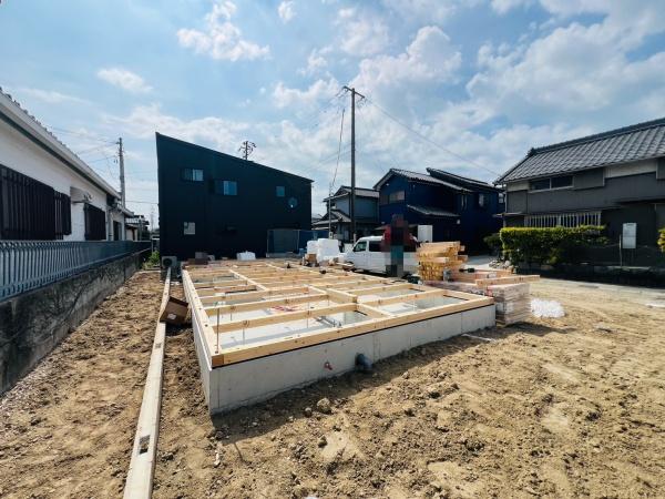 西尾市巨海町01期　2号棟