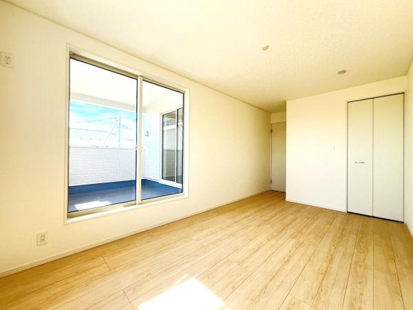西尾市一色町松木島　第9　1号棟