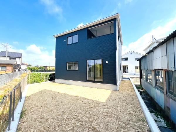 西尾市一色町松木島　第9　5号棟