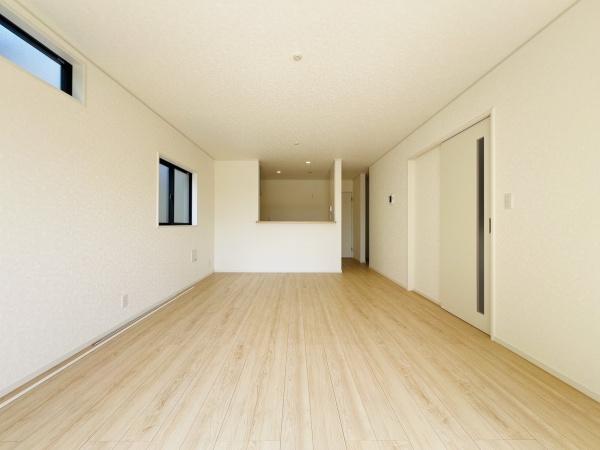 西尾市一色町松木島　第9　6号棟