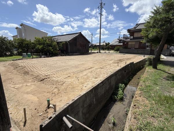 高浜市呉竹町６丁目の土地