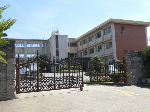 西尾市平坂町　第10　3号棟(西尾市立平坂中学校)