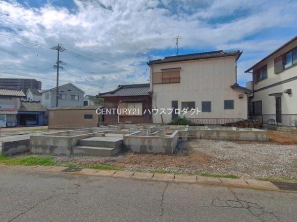 高浜市春日町6丁目3番　A号棟