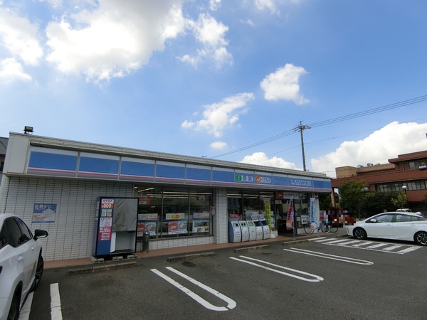 碧南市霞浦町10棟　9号棟(ローソン碧南霞浦店)