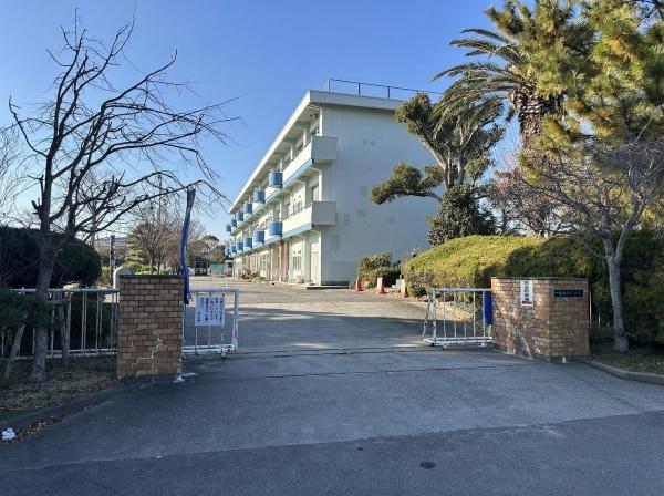 西尾市一色町一色　第28　1号棟(一色南部小学校)
