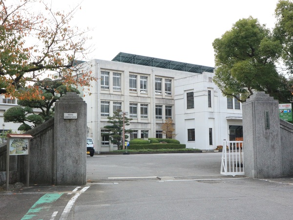 西尾市高畠町1丁目　01期　1号棟(西尾市立花ノ木小学校)