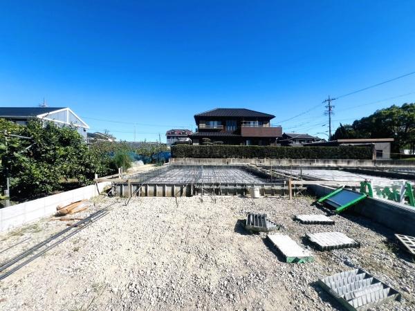 碧南市雨池町　1号棟