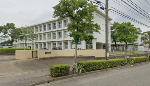 宮崎市生目台西1丁目の土地(宮崎市立宮崎西小学校)