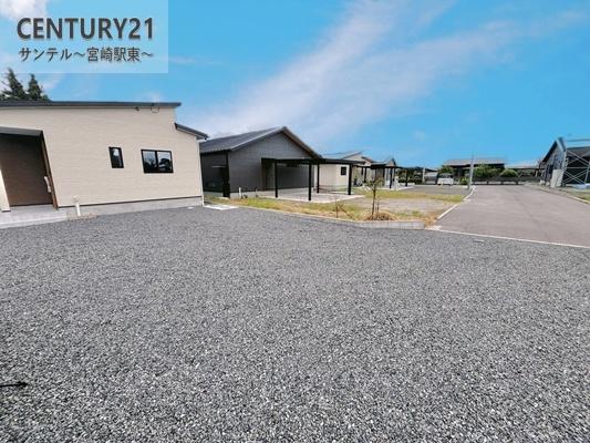 乙房D号地新築建売(駐車場)