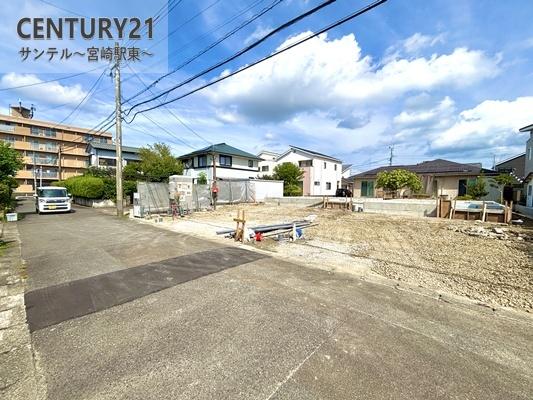 宮崎市赤江新築戸建 第6-2号棟(前面道路含む現地写真)