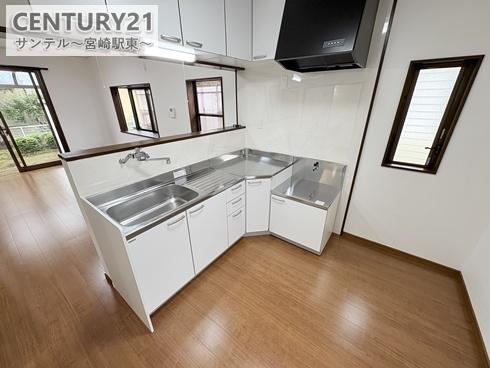 宮崎市生目台東4丁目の中古一戸建て(キッチン)