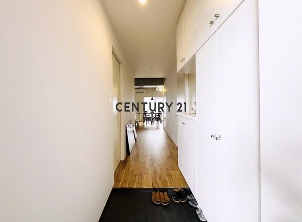 プレッソ城ヶ崎弐番館(玄関)