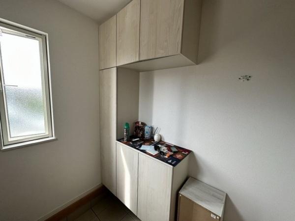 宮崎市大字島之内の中古一戸建て(玄関)