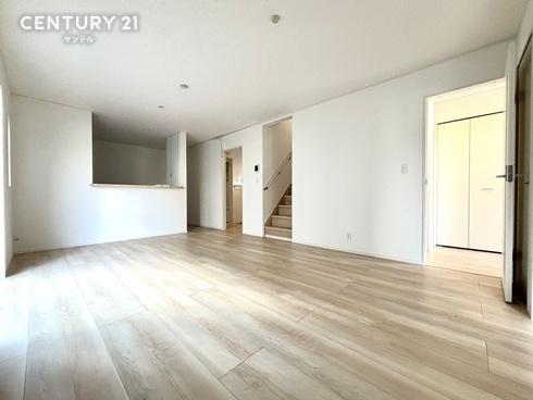 宮崎市小松第9-2号棟　新築戸建
