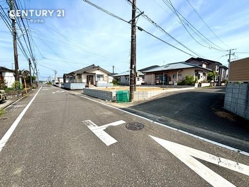 花ヶ島町三反田1期　1号棟