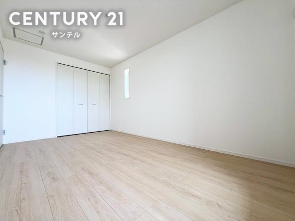 クレイドルガーデン宮崎市小松第7-2号棟　新築戸建