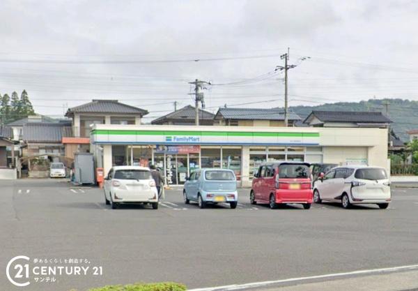姶良市加治木町反土の中古一戸建て(ファミリーマートはとや加治木バイパス店)