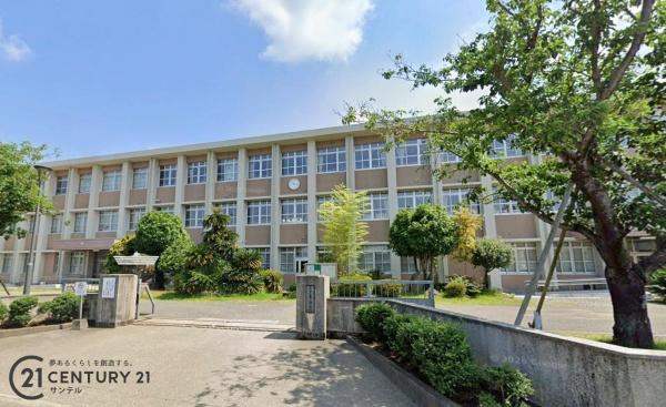 霧島市隼人町真孝の中古一戸建て(霧島市立隼人中学校)