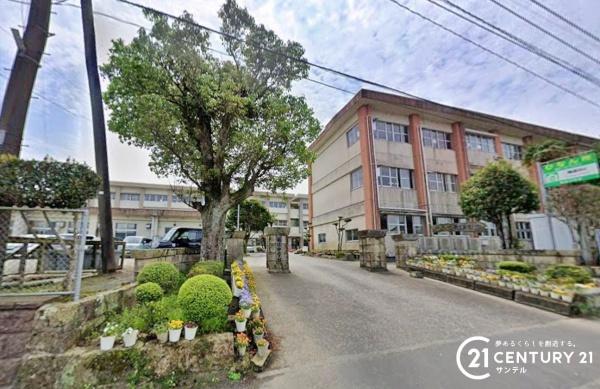 姶良市西餅田の中古一戸建て(姶良市立帖佐中学校)