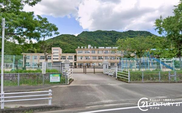 霧島市隼人町小田の中古一戸建て(霧島市立小野小学校)