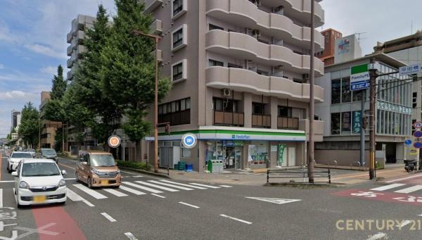 Dクラディア中之平通り　1001(ファミリーマート平田橋店)